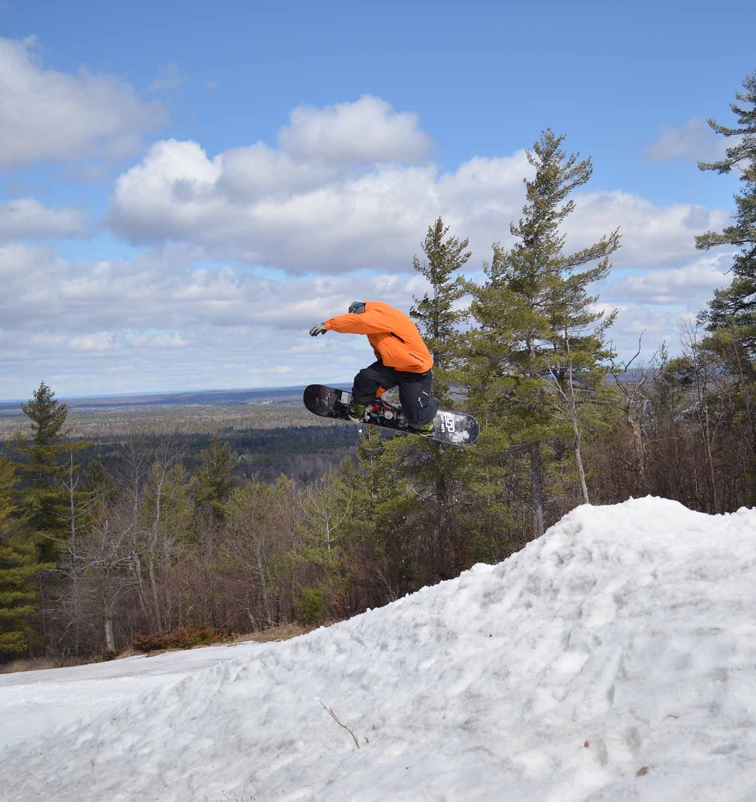 Calabogie Peaks Resort - Snowboarding